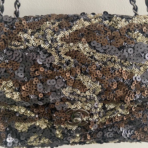 Rare authentic chanel sequin bag - Picture 5 of 5